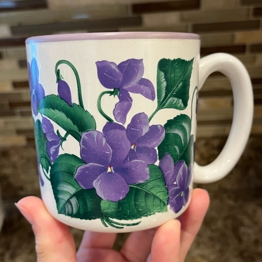 Vintage 1991 Flowers Inc. Balloons Jane Bowen Purple  Floral Violets Mug 12 oz.